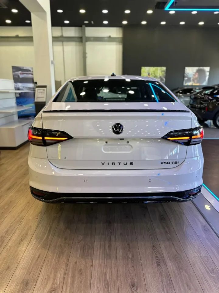 Volkswagen Virtus fica até R$ 35.494 mais barato para PcD em janeiro 2026