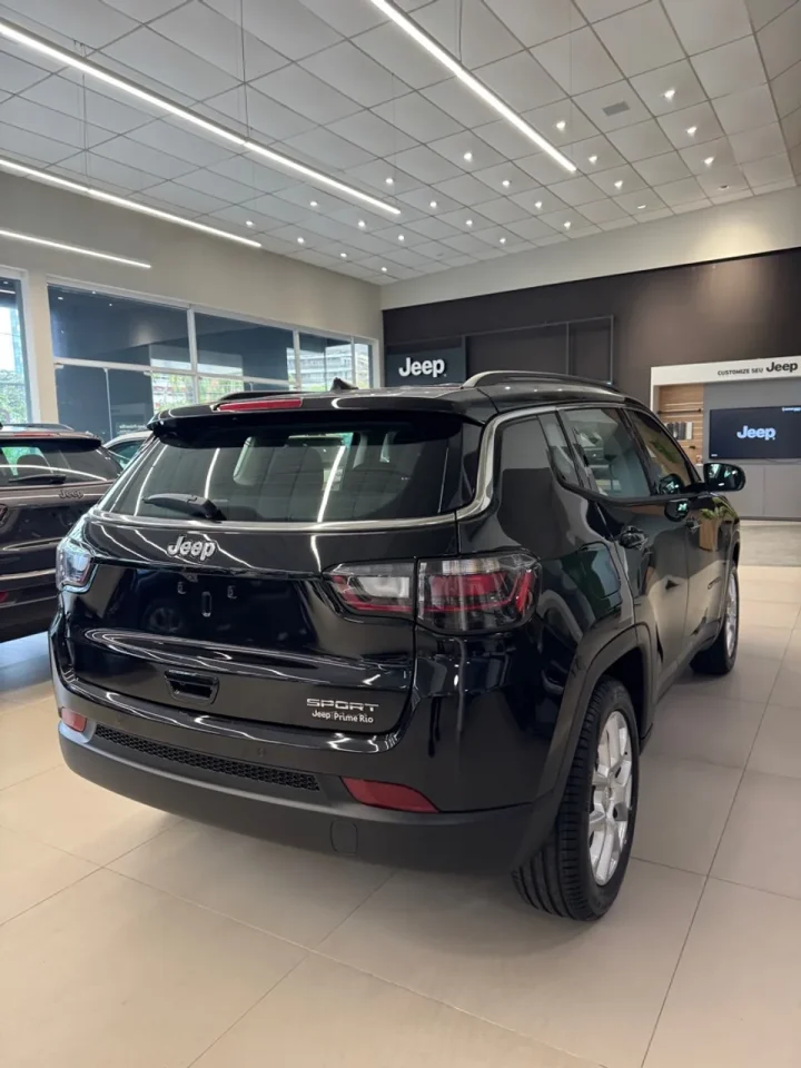 Jeep libera Compass Sport em janeiro de 2026 com descontão de R$ 35.100 para PcD