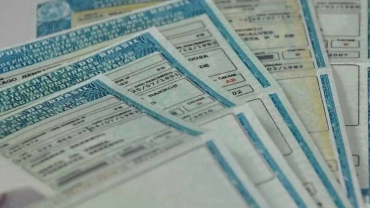 Vai tirar a 1ª CNH? Governo Lula cria nova exigência e muda processo nos Detrans