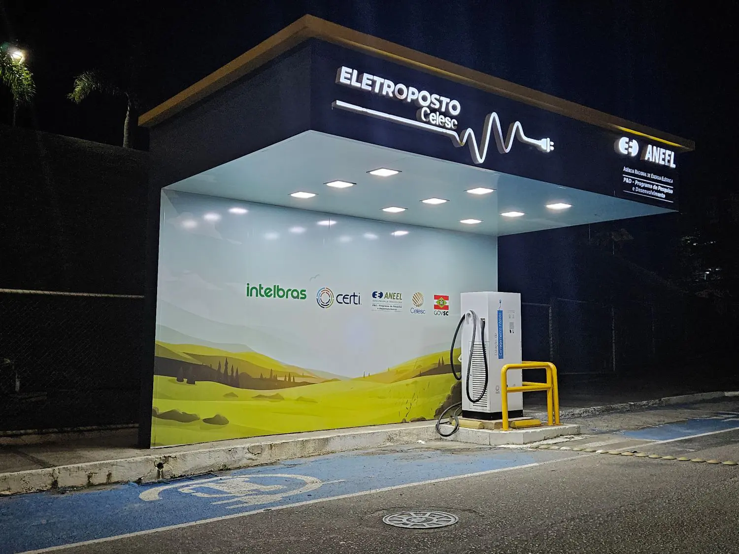 Estado de Santa Catarina corta em 10% o custo da recarga de carros elétricos