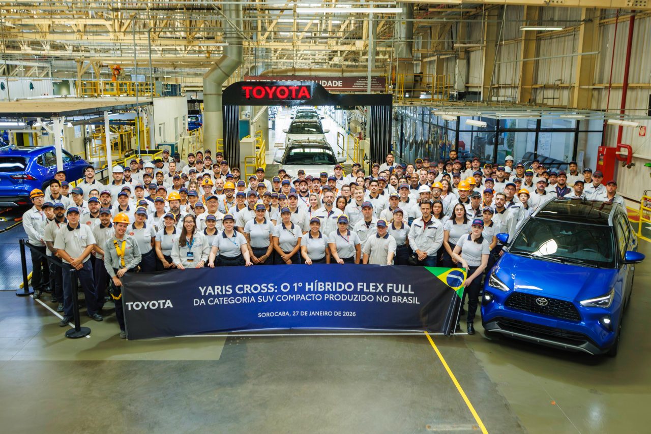 Novo Yaris Cross começa a ser produzido no Brasil e marca estreia da Toyota em SUVs compactos