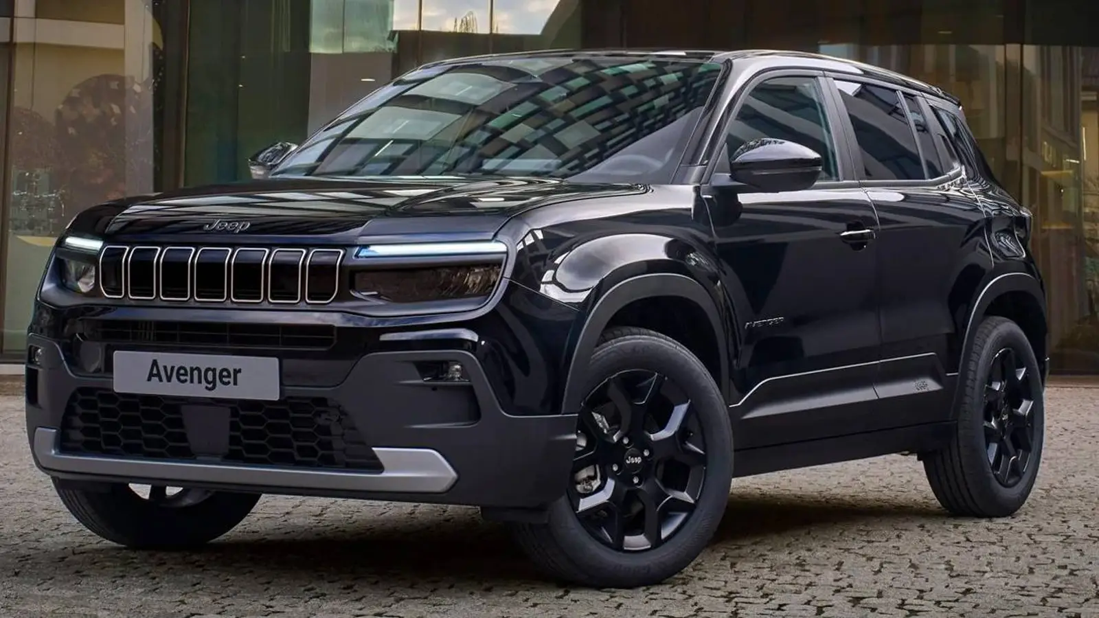 Jeep Avenger 2027 será vendido apenas em três configurações híbridas