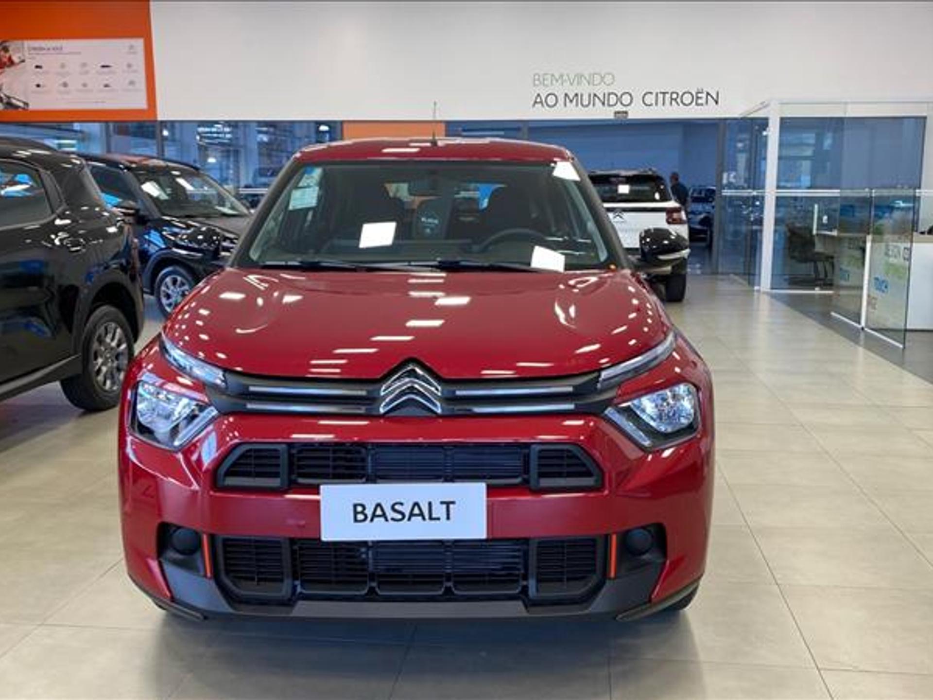 Citroën Basalt Feel MT 2026 tem desconto de R$ 20.250 e sai por preço de Mobi