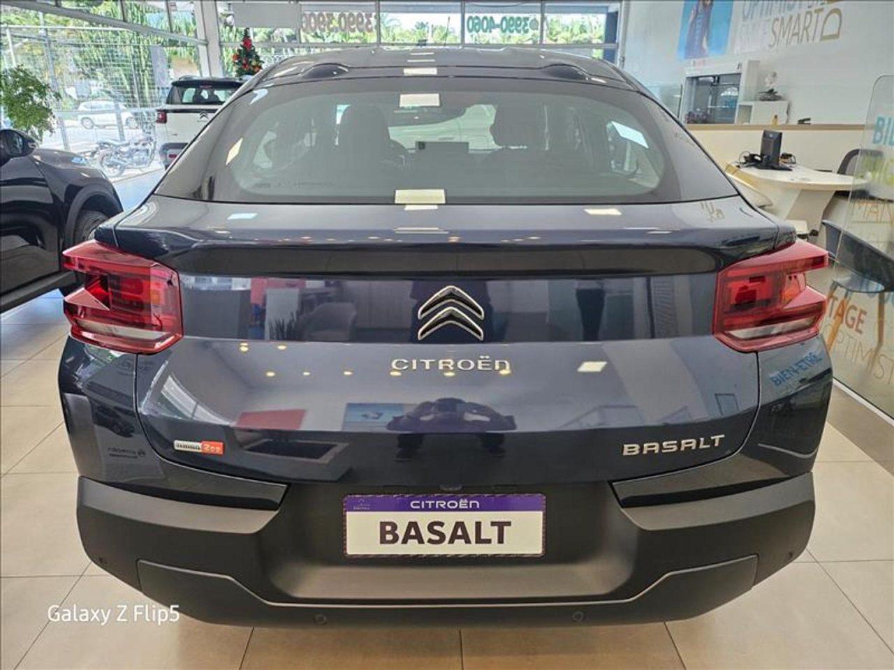 Citroën oferece desconto de R$ 21,3 mil no Basalt Shine para PcD em janeiro