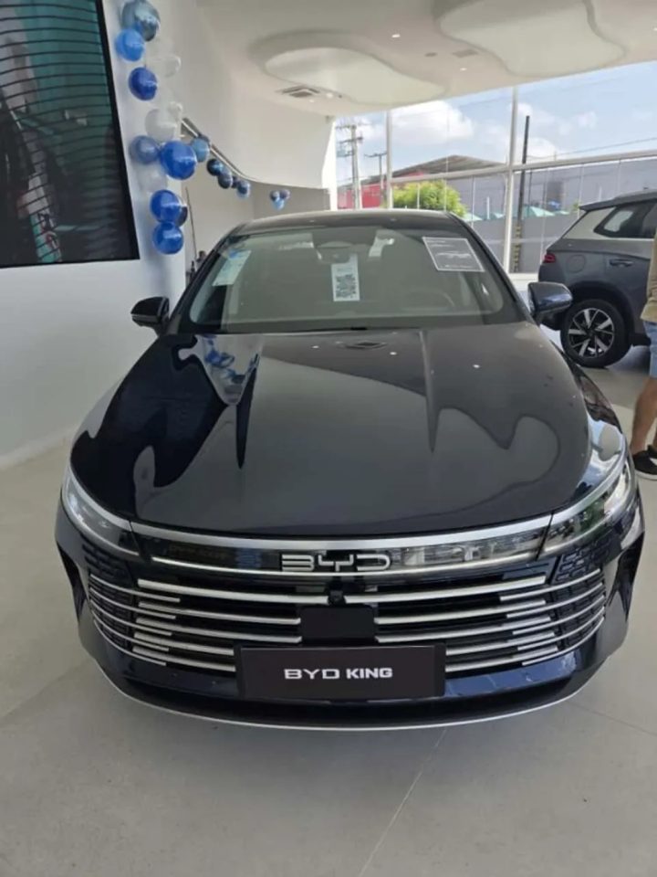BYD King 2026 tem desconto de R$ 25.498 e sai por preço de Tera