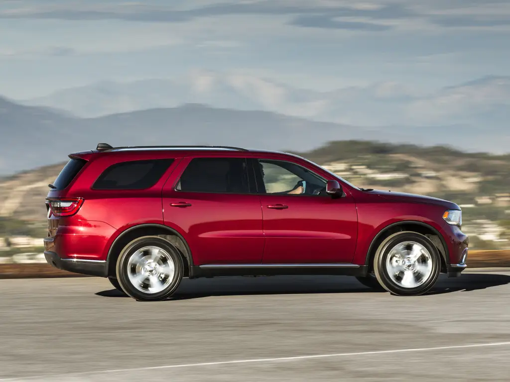 Jeep Grand Cherokee e Dodge Durango entram em recall no Brasil