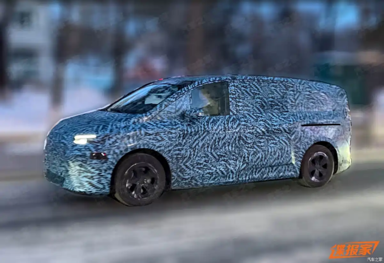 Mercedes-Benz VLE elétrica surge em fotos de protótipos antes da estreia mundial