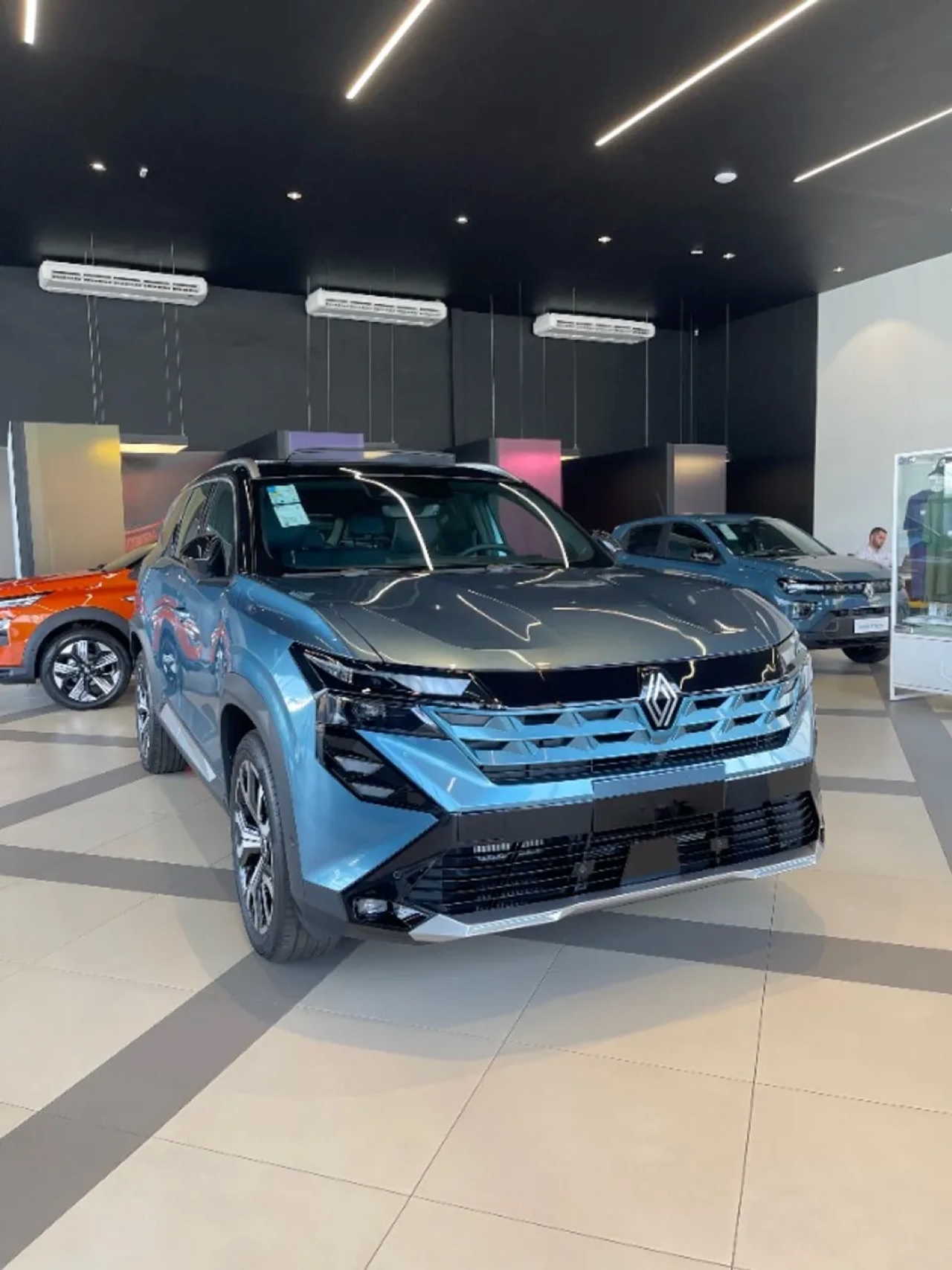 Renault Boreal dispara 108,2% em março e supera rivais como Taos e Territory
