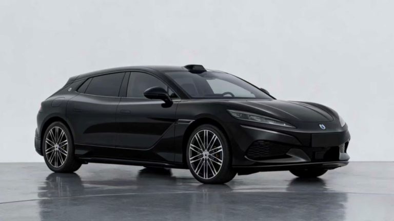 Denza Z9 GT eleva potência em 188 cv e passa a entregar 1.140 cv no conjunto elétrico
