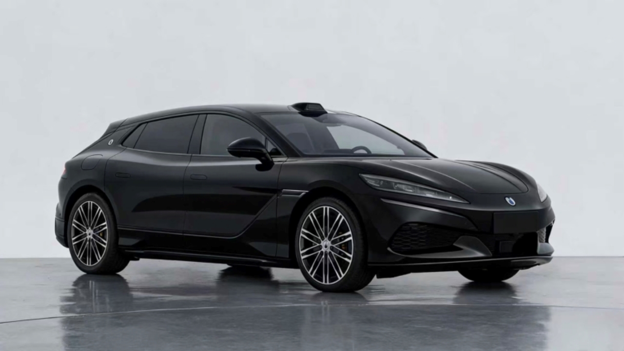 Denza Z9 GT eleva potência em 188 cv e passa a entregar 1.140 cv no conjunto elétrico