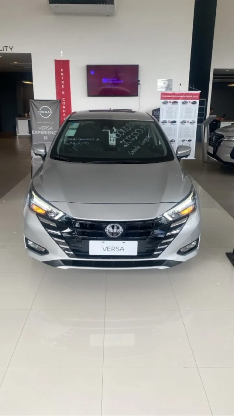 Nissan Versa 2026 fica mais em conta que o Polo em oferta PcD com até R$ 28 mil de desconto