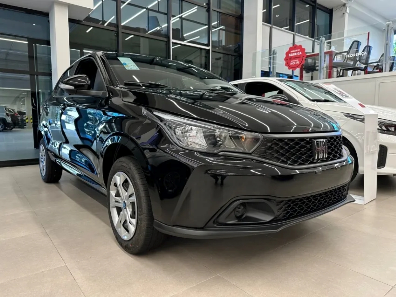 Fiat Argo Drive 1.3 CVT 2026 tem preço de Renault Kwid em oferta de janeiro