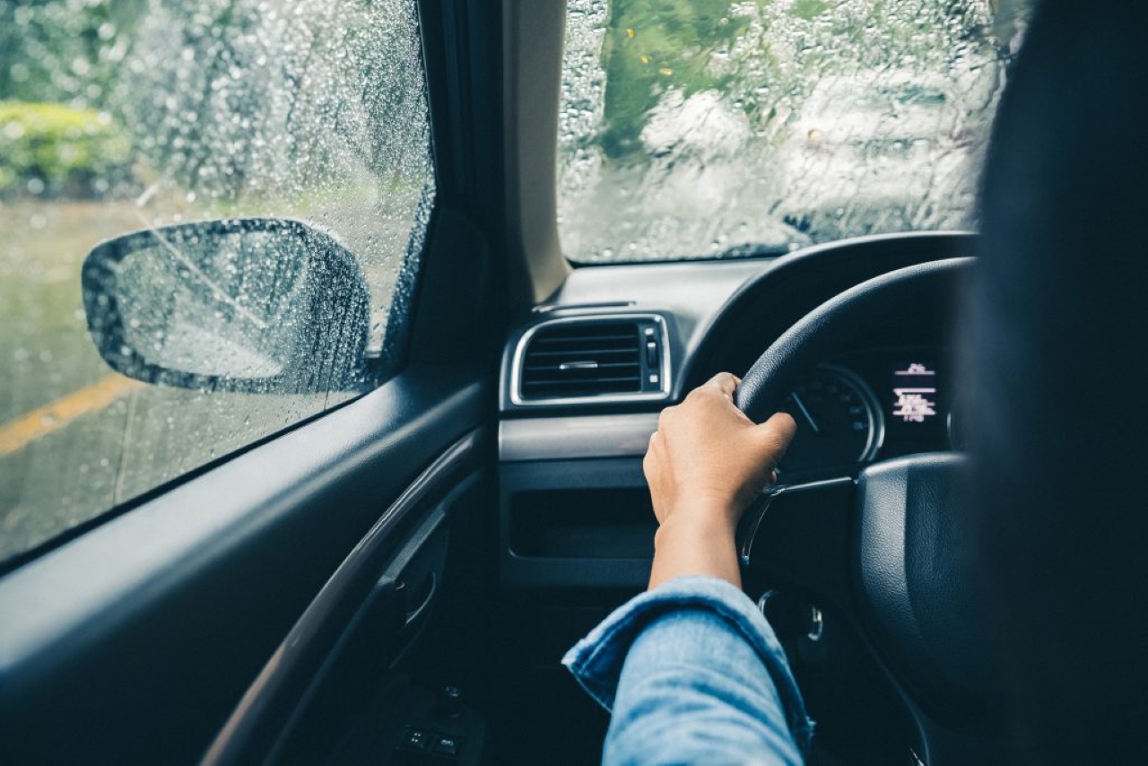 Sensor de chuva: o que é, como funciona e se pode ser instalado no veículo