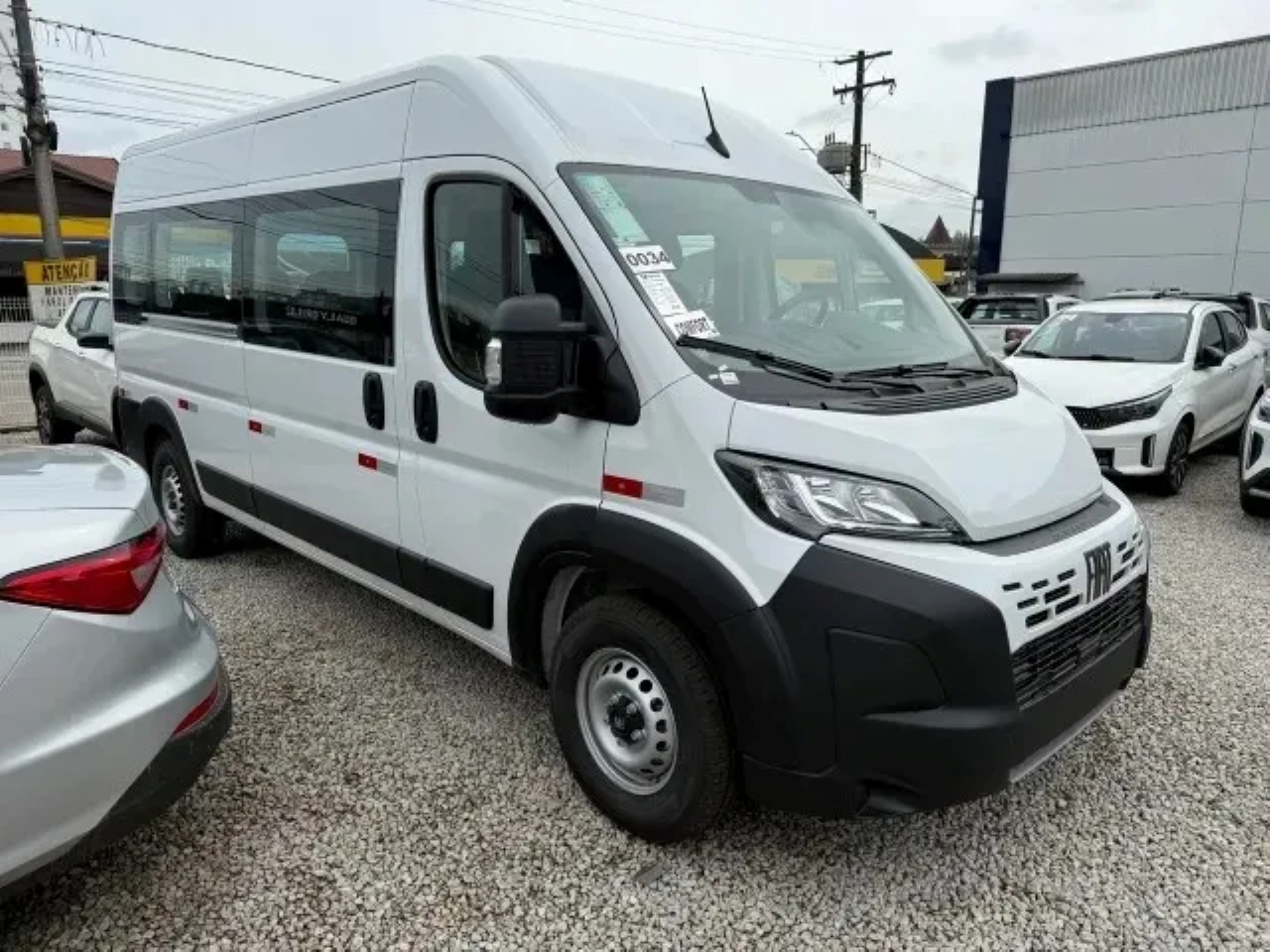 Fiat libera Ducato Comfort em janeiro de 2026 com desconto de R$ 63.918 para CNPJ