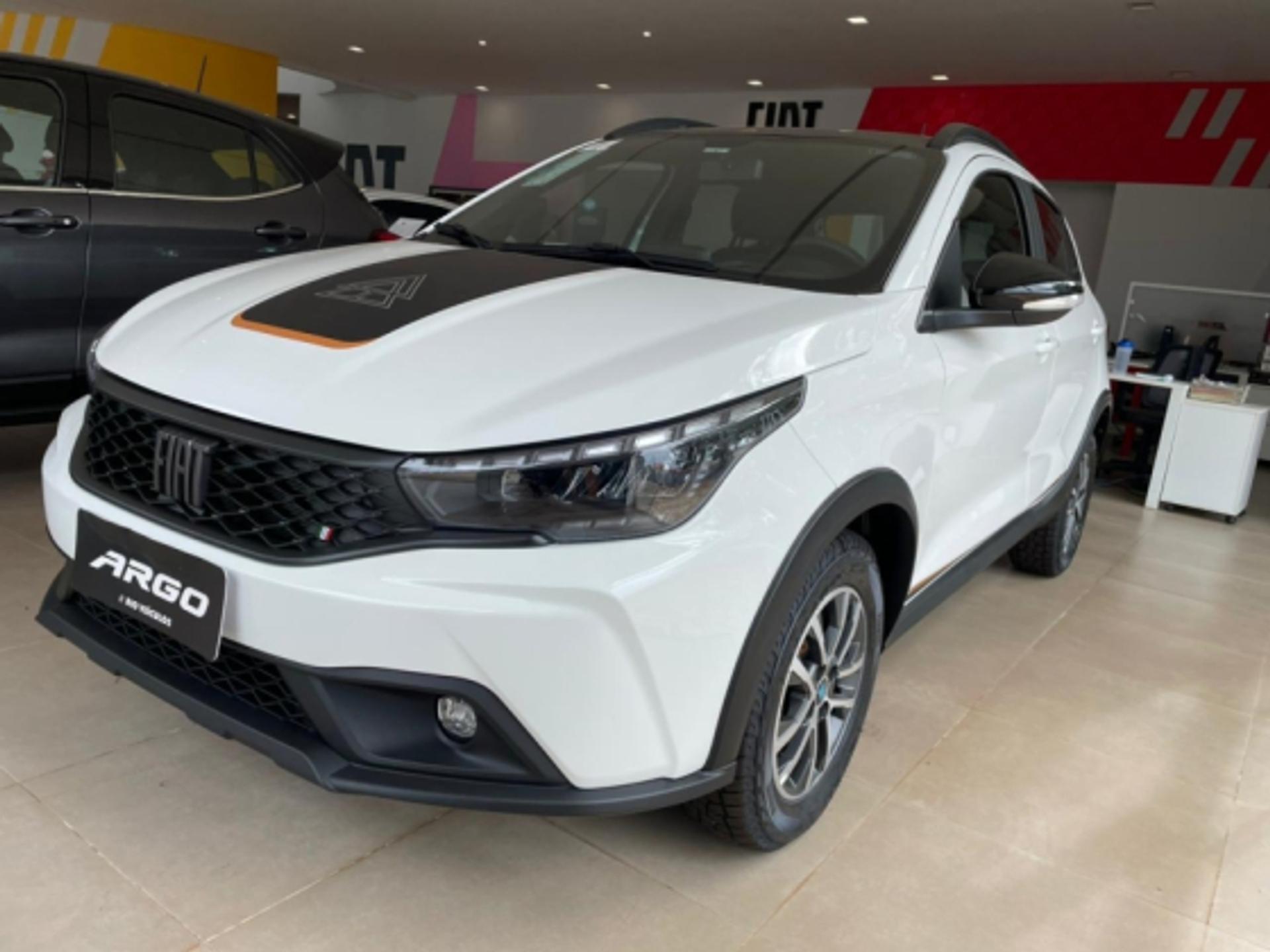 Fiat Argo fica até R$ 21.925,00 mais barato para PcD em abril
