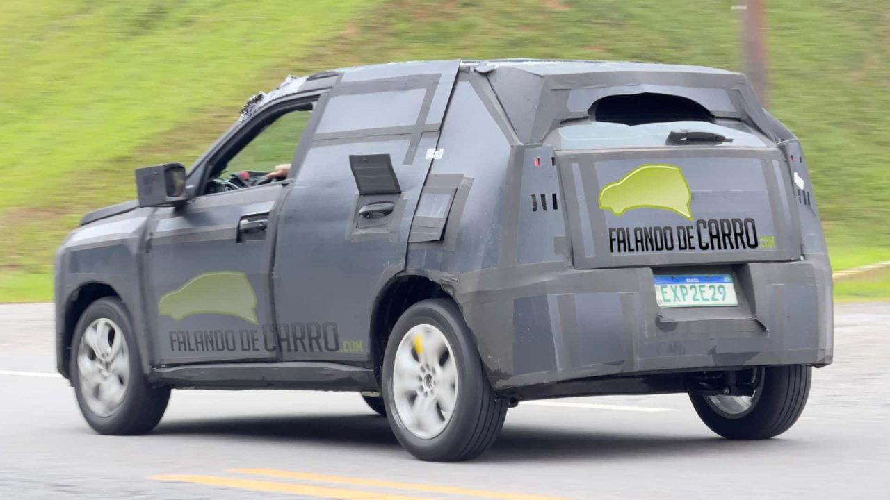 Fiat Argo 2026 é flagrado pronto para lançamento no Brasil ainda este ano