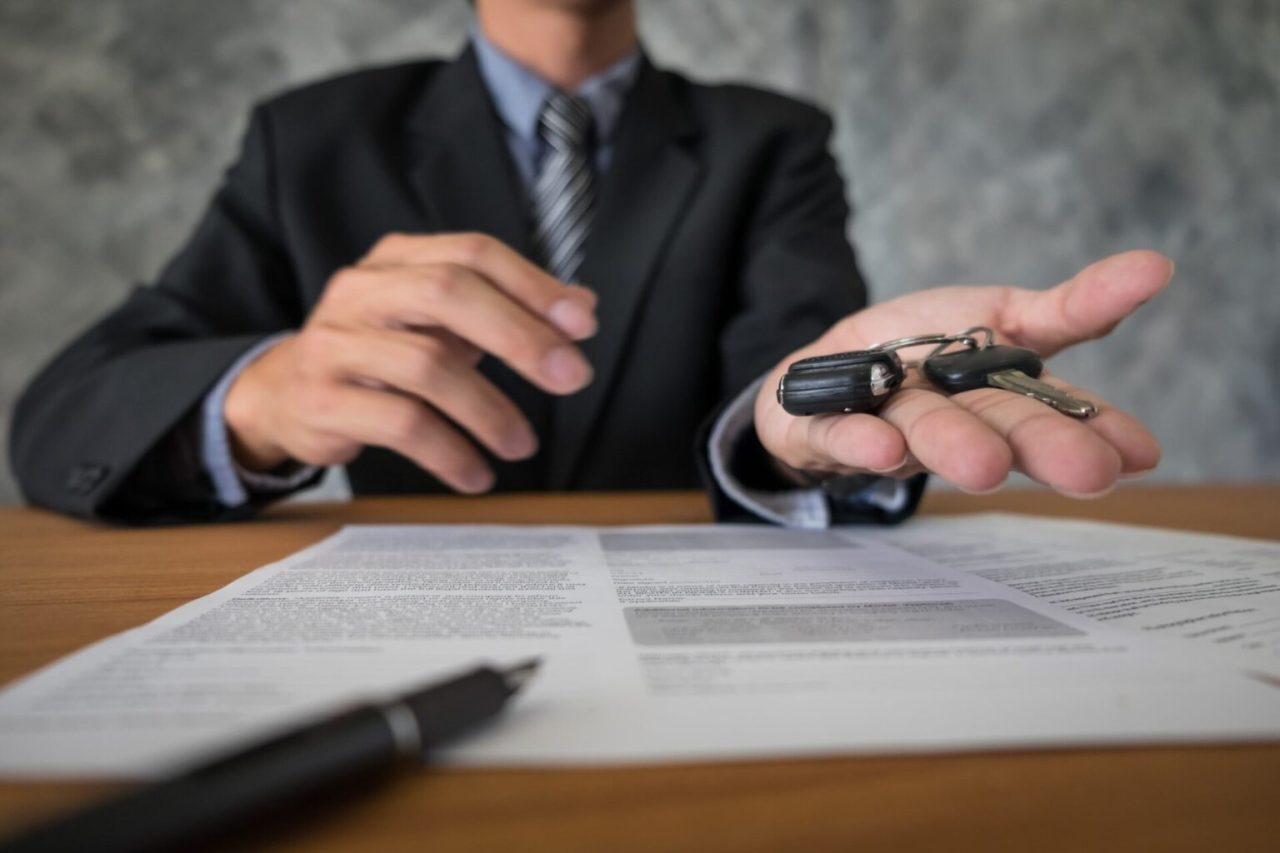 Multa por atraso na transferência de veículo ainda vale? Saiba como funciona