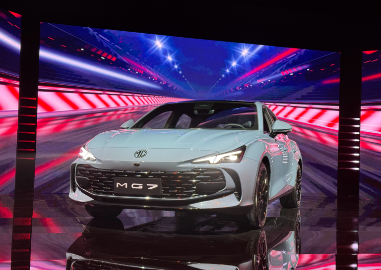 MG revela teaser de novo sedã 100% elétrico equipado com LiDAR
