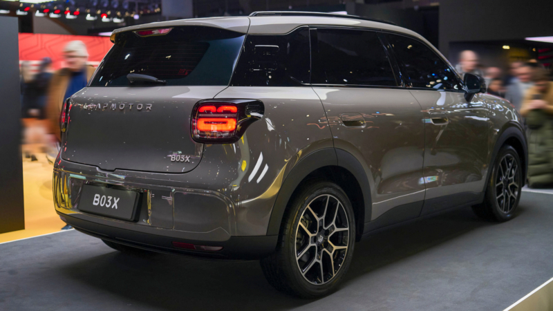 Zeekr e Leapmotor lideram nova ofensiva chinesa no Salão Automóvel de Bruxelas
