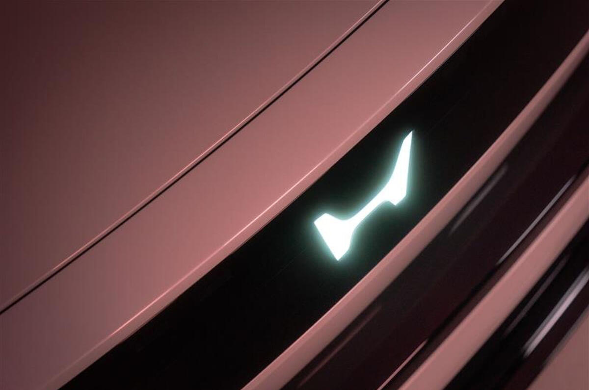 Honda revela novo logotipo para marcar era dos híbridos e elétricos