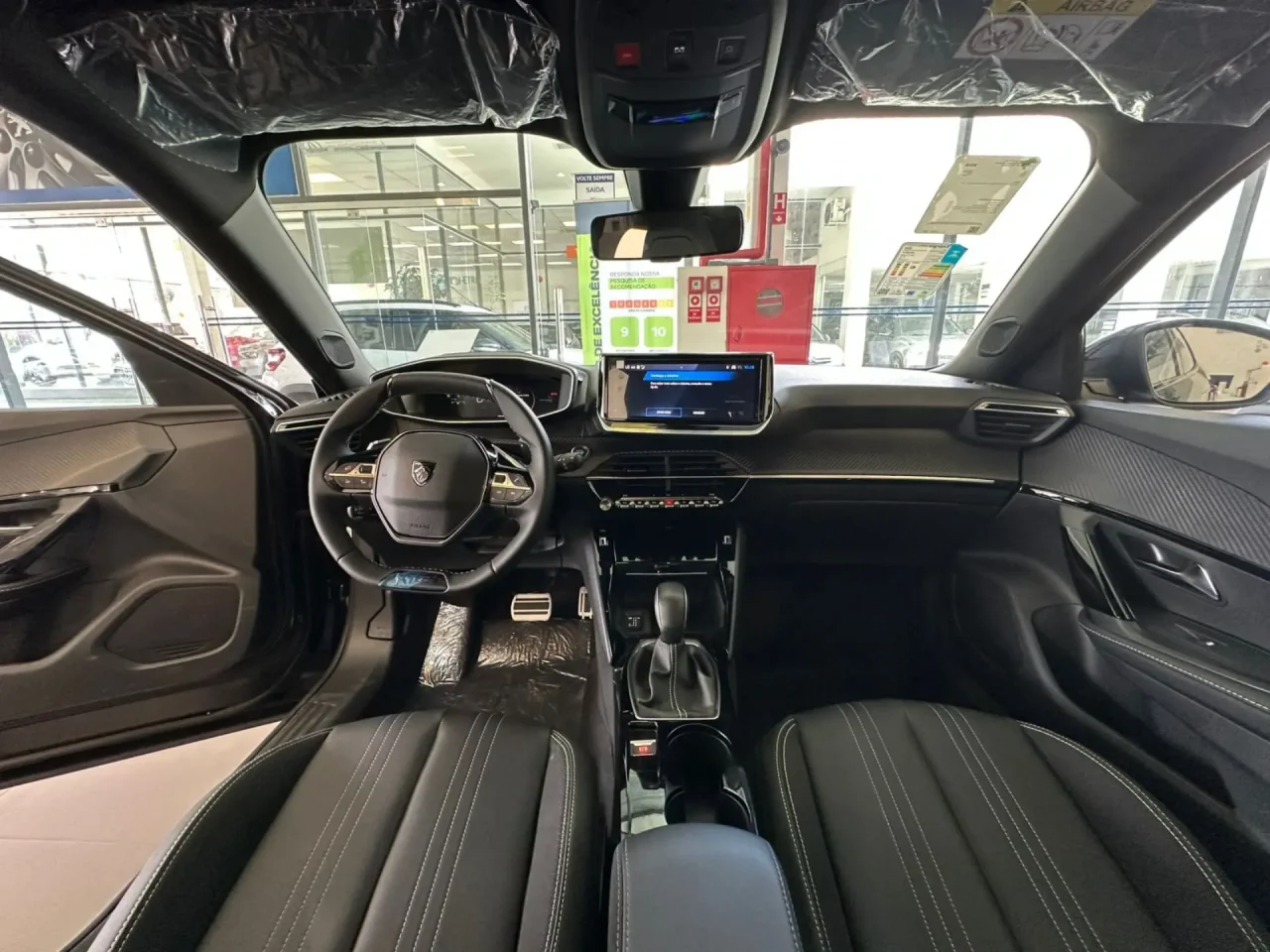 Peugeot 2008 2026 sai por menos que Basalt em oferta especial para PcD