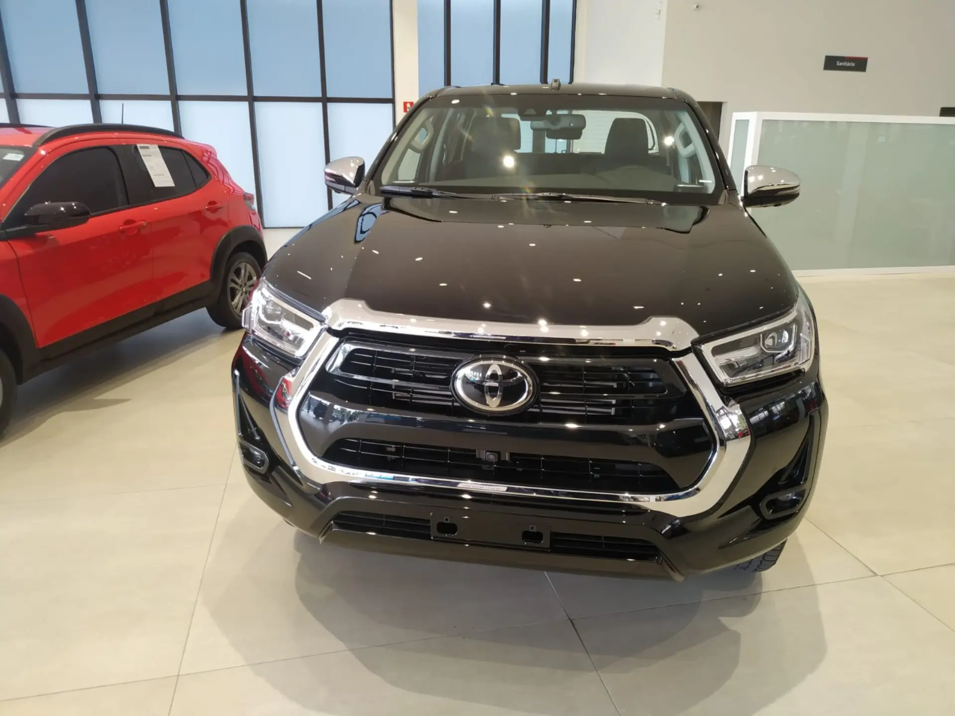Toyota Hilux 2026 sai por menos que Corolla Cross em oferta especial para CNPJ