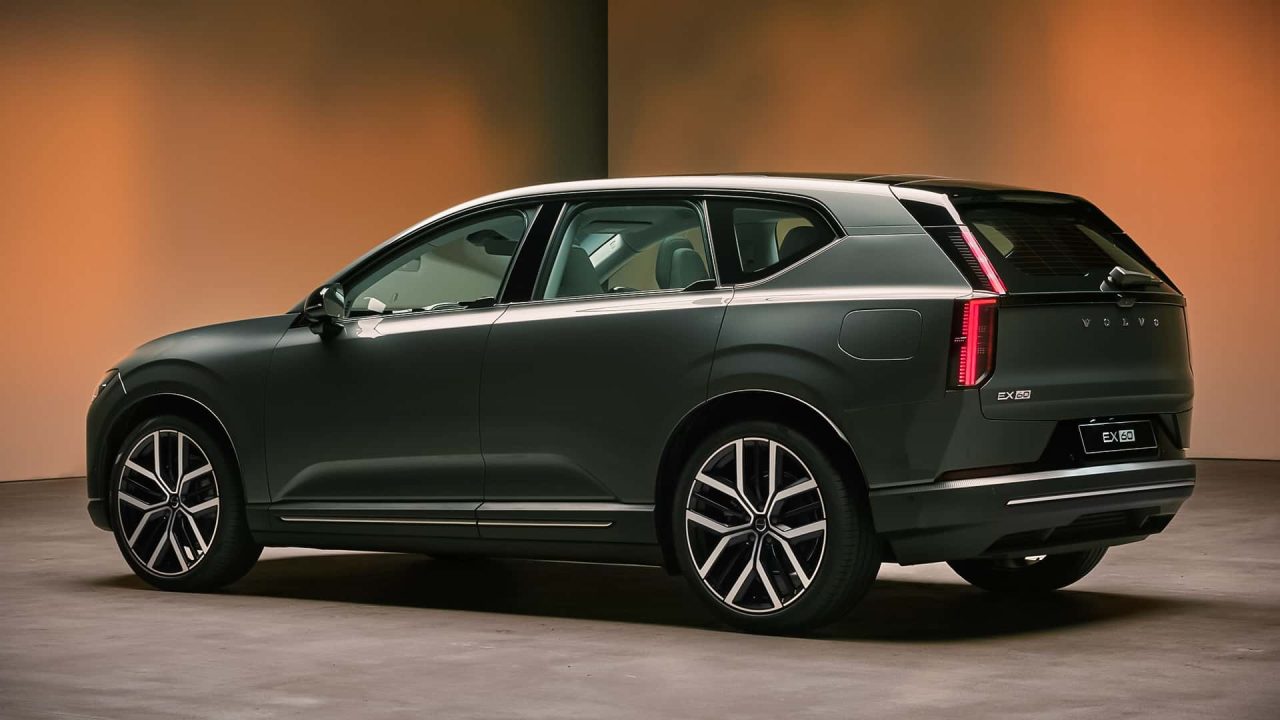 Volvo vê sucesso inicial do EX60 com procura acima das expectativas