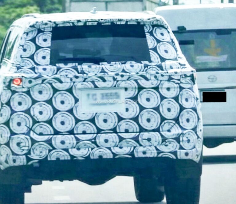 Flagra revela novo Toyota SW4 com dianteira reestilizada da Hilux