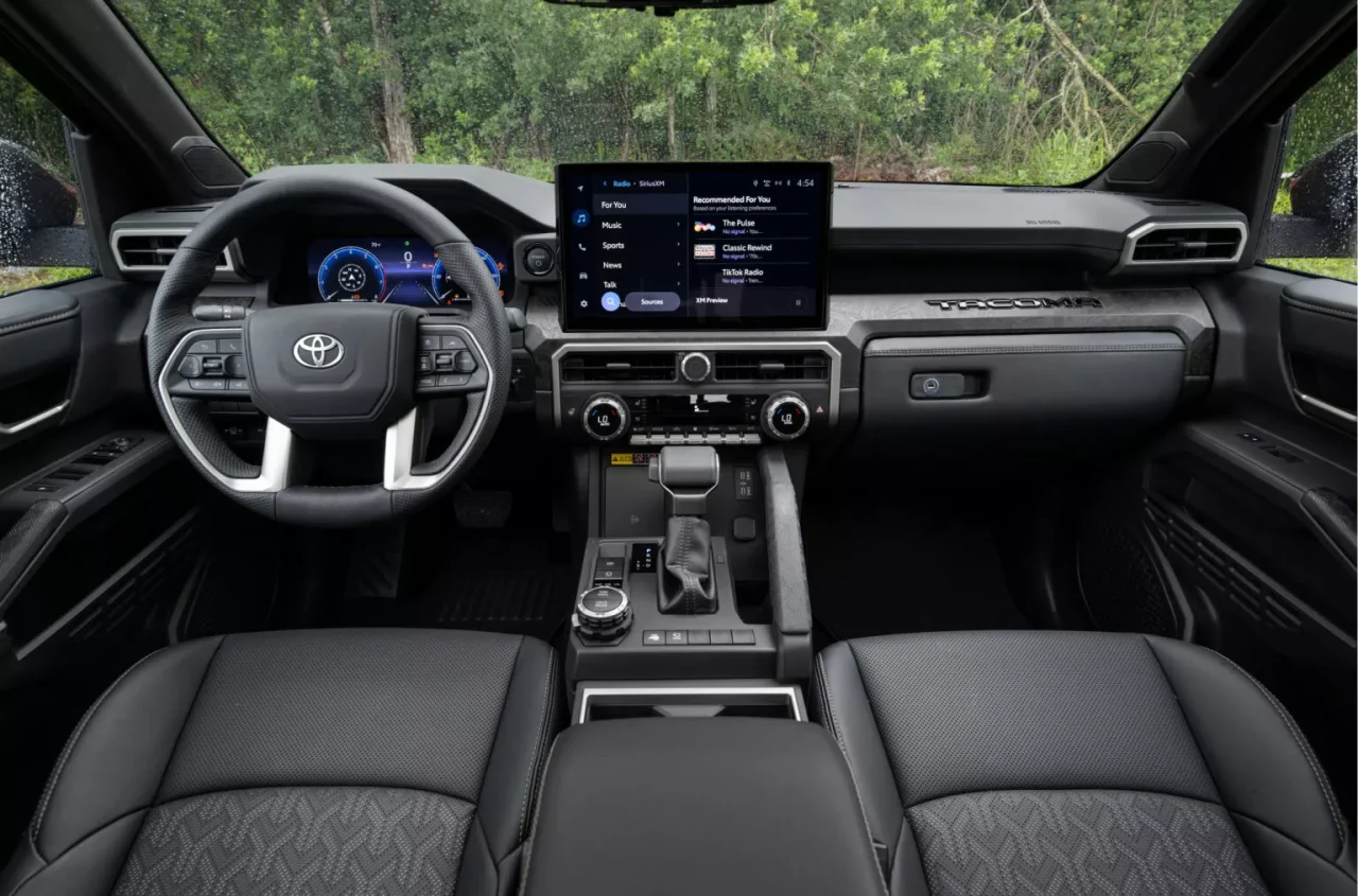 Toyota estuda lançar no Brasil picape maior que Hilux, com base na Tacoma, para competir com Chevrolet Silverado e Ford F-150. Saiba mais!