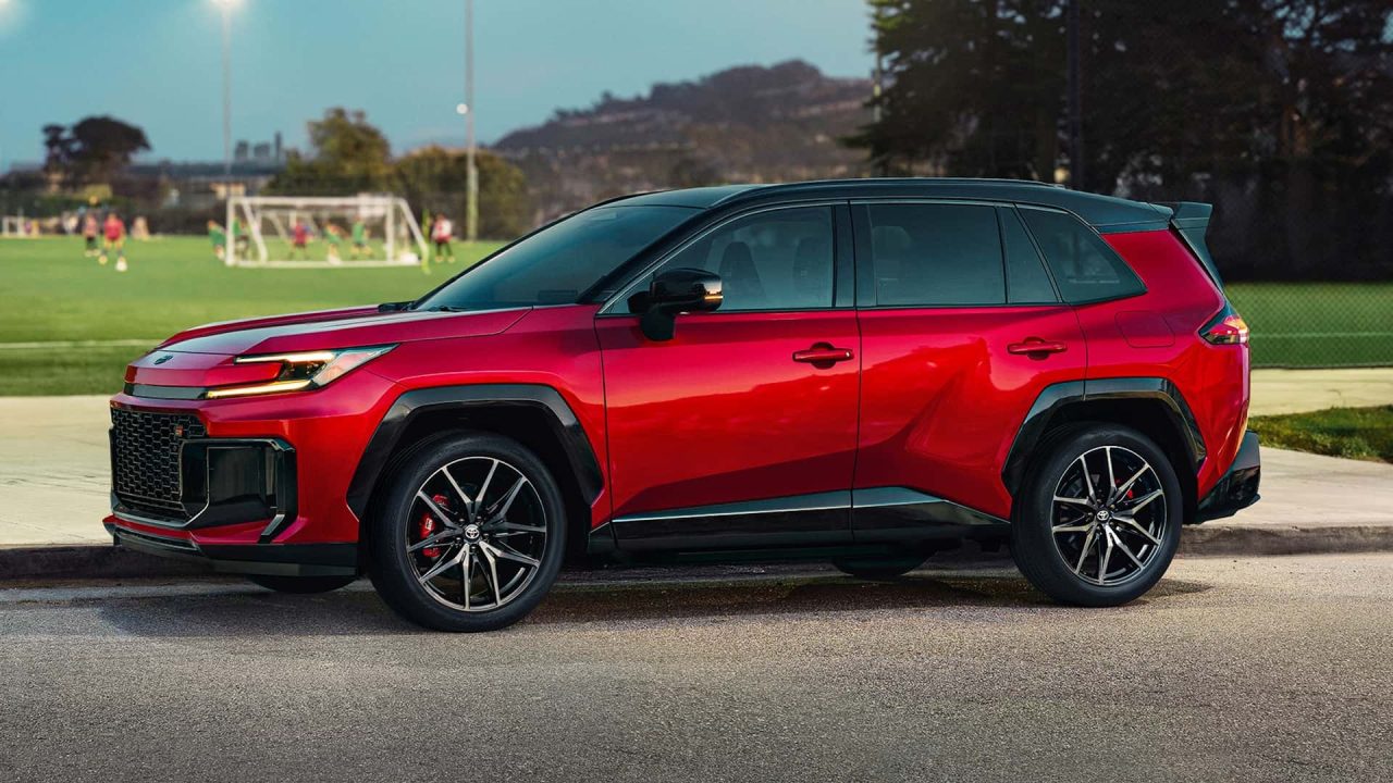 Novo Toyota RAV4 PHEV pode abastecer uma casa por até uma semana