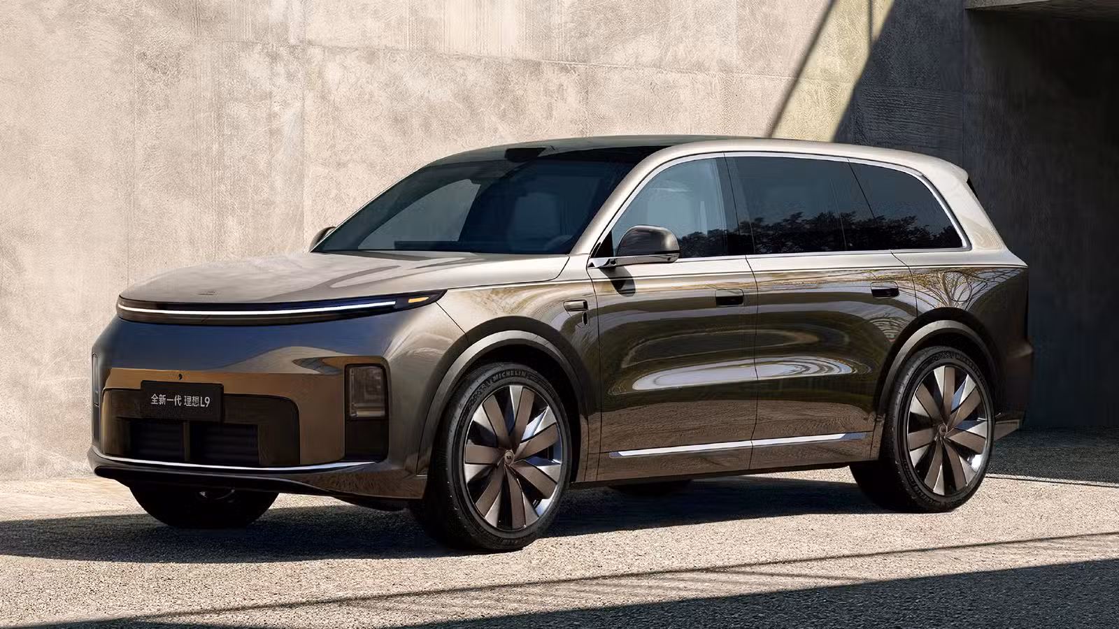 Novo SUV Li Auto L9 Livis é apresentado com potência surpreendente de 2.560 cv
