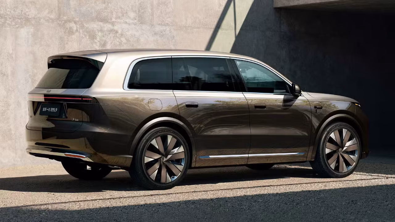 Novo SUV Li Auto L9 Livis é apresentado com potência surpreendente de 2.560 cv