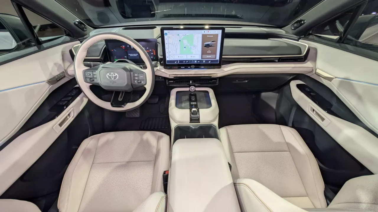 Nova geração do Toyota Highlander 2027 chega só na versão elétrica