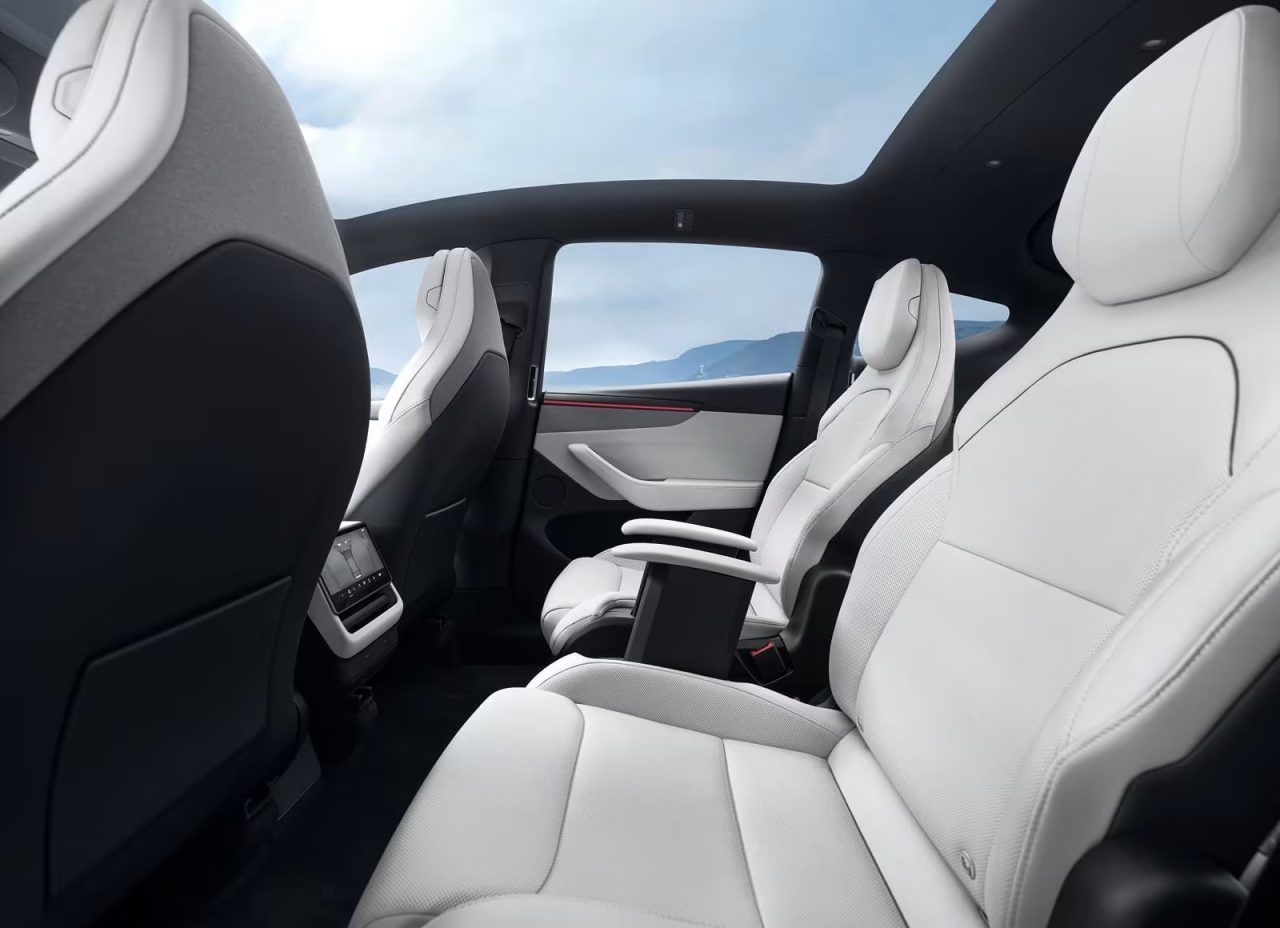 Tesla pode lançar Model Y alongado de seis lugares fora da China