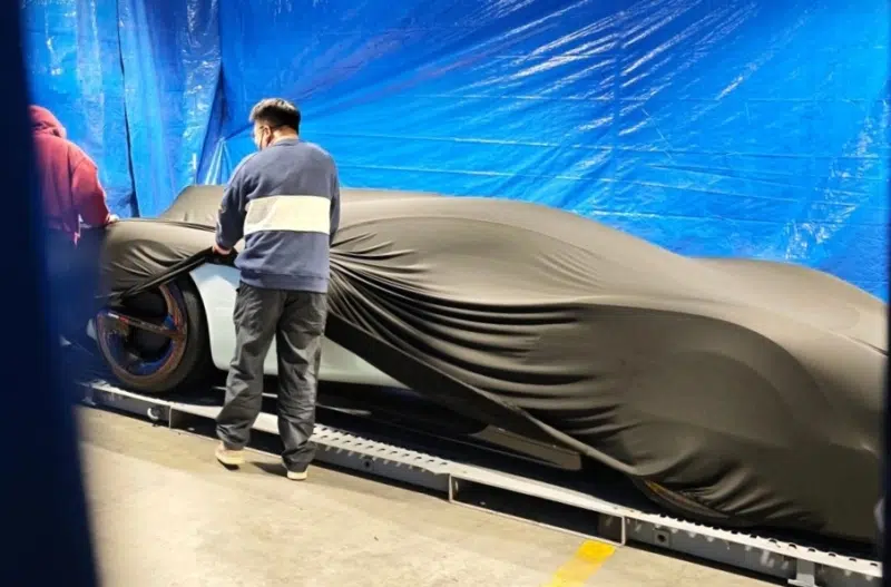 Xiaomi revela primeiro carro de corrida Vision GT chinês antes do MWC 2026