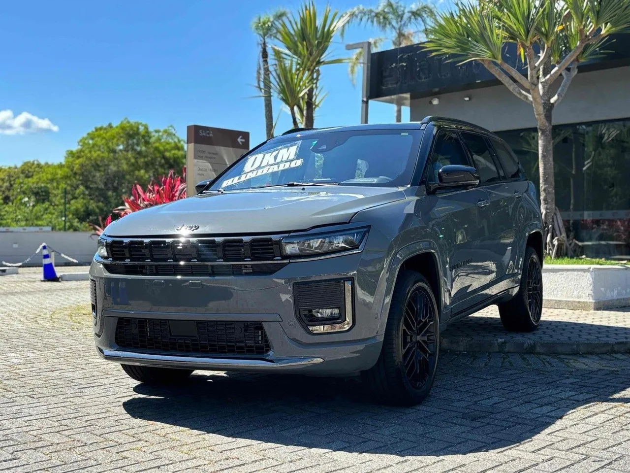 Jeep Commander Blackhawk 2026 fica R$ 36.500 mais barato para CNPJ em fevereiro