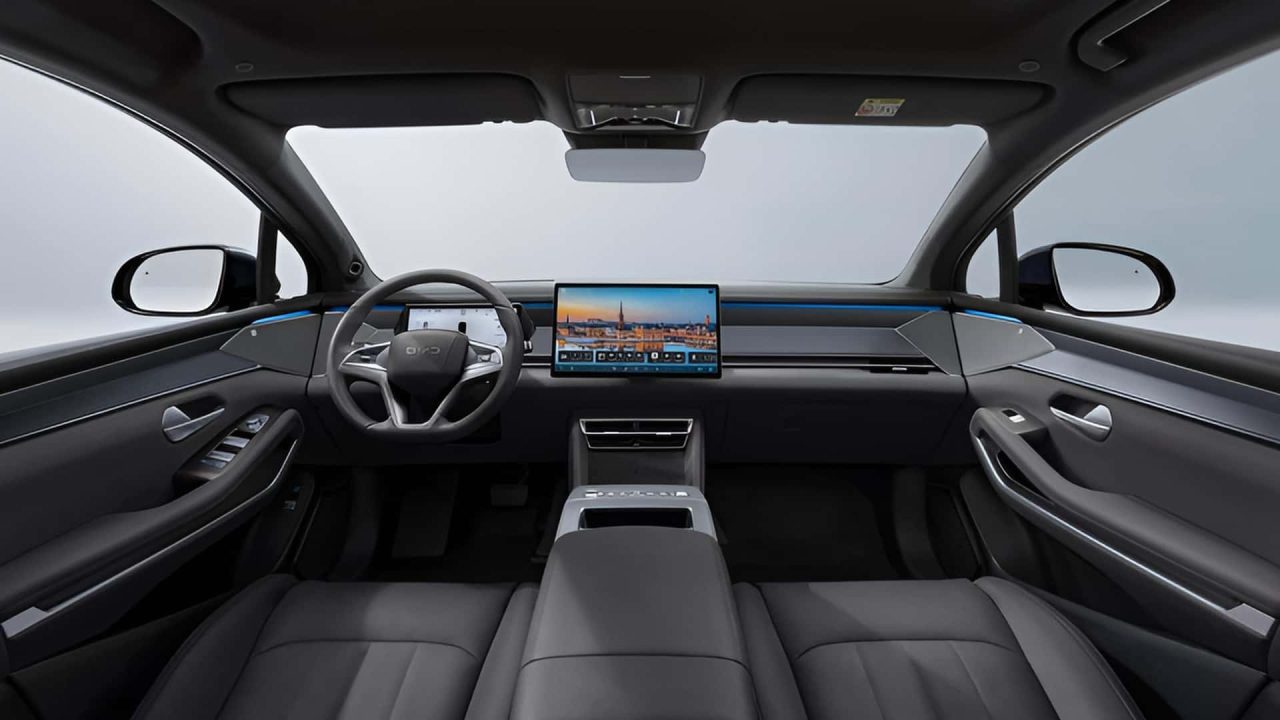 Atto 8 2026 aparece no site da BYD com preço de R$ 399.990