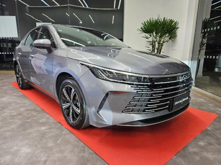BYD aplica desconto de R$ 25.498,00 no King 2026 para CNPJ