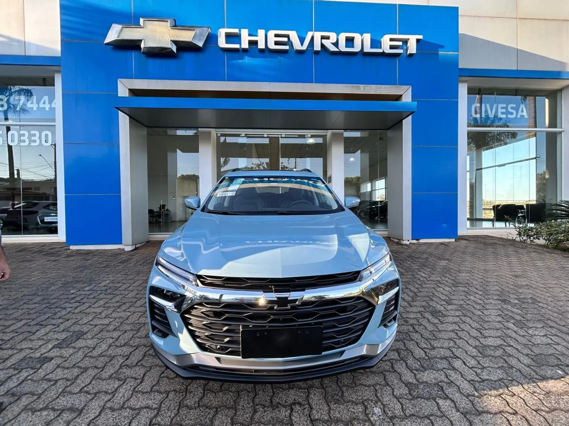 Chevrolet Tracker LTZ fica R$ 25.800,00 mais barato para CNPJ em abril