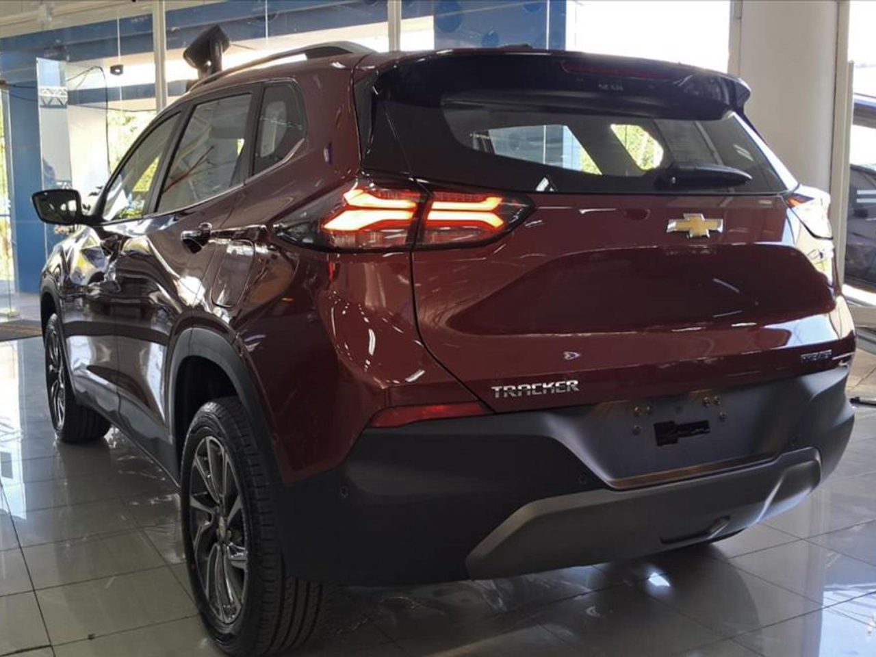 Chevrolet aplica redução de R$ 24.165,00 no Tracker Premier 2026 para PcD