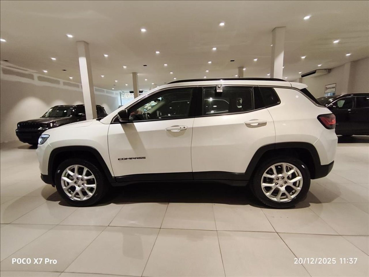 Jeep Compass Sport 2026 sai por menos que Volkswagen Tera em fevereiro