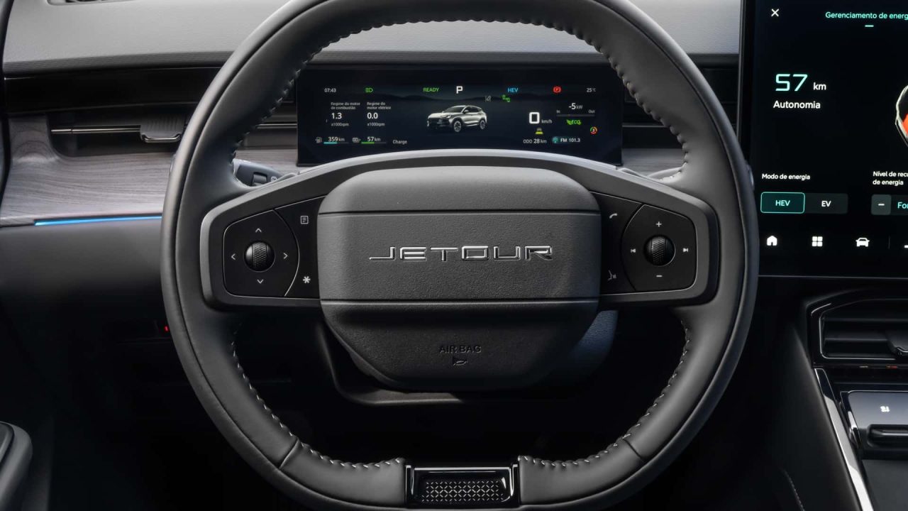 Impressões ao volante: Jetour S06 entrega eficiência e preço competitivo