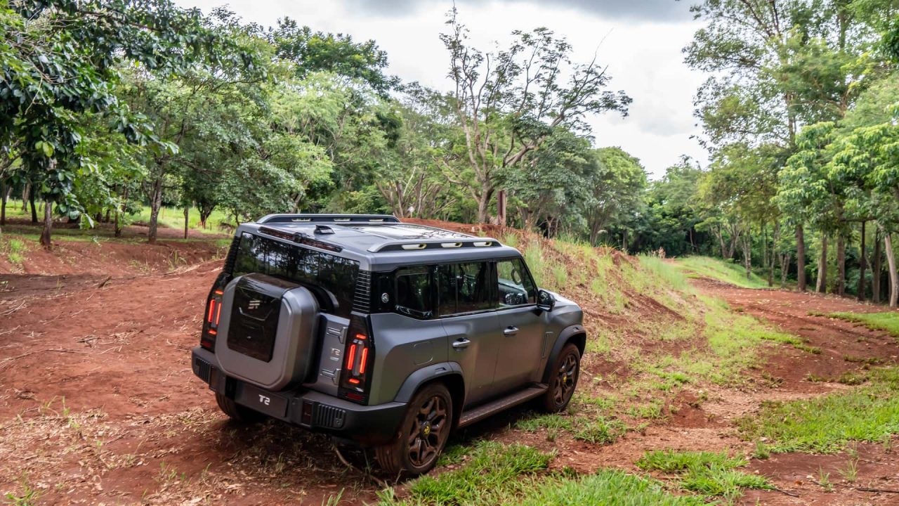 Jetour T2 estreia no Brasil com estilo inspirado na Land Rover e preço inicial de R$ 289.900