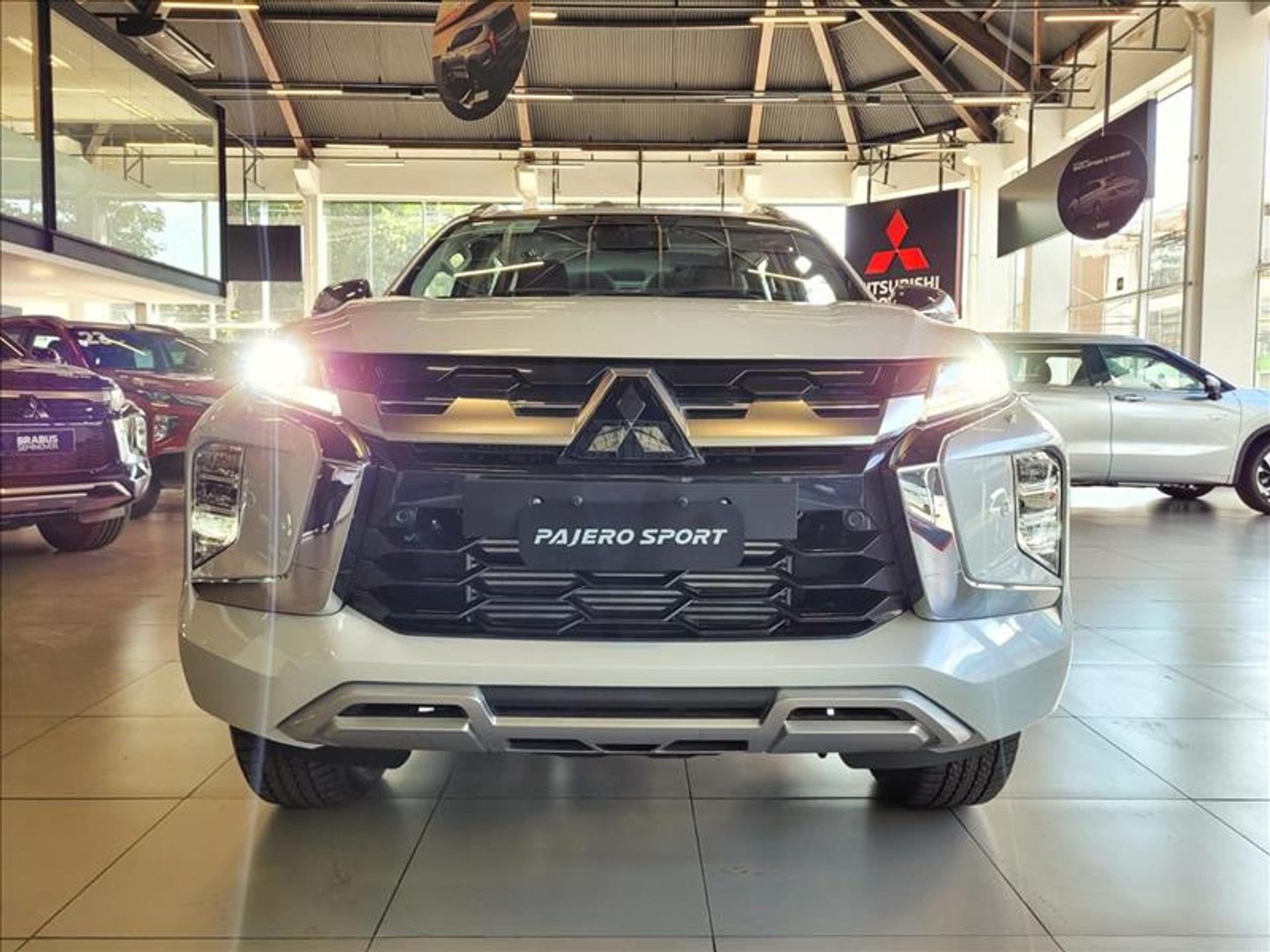 Mitsubishi Pajero Sport deixa de ser vendido no Brasil