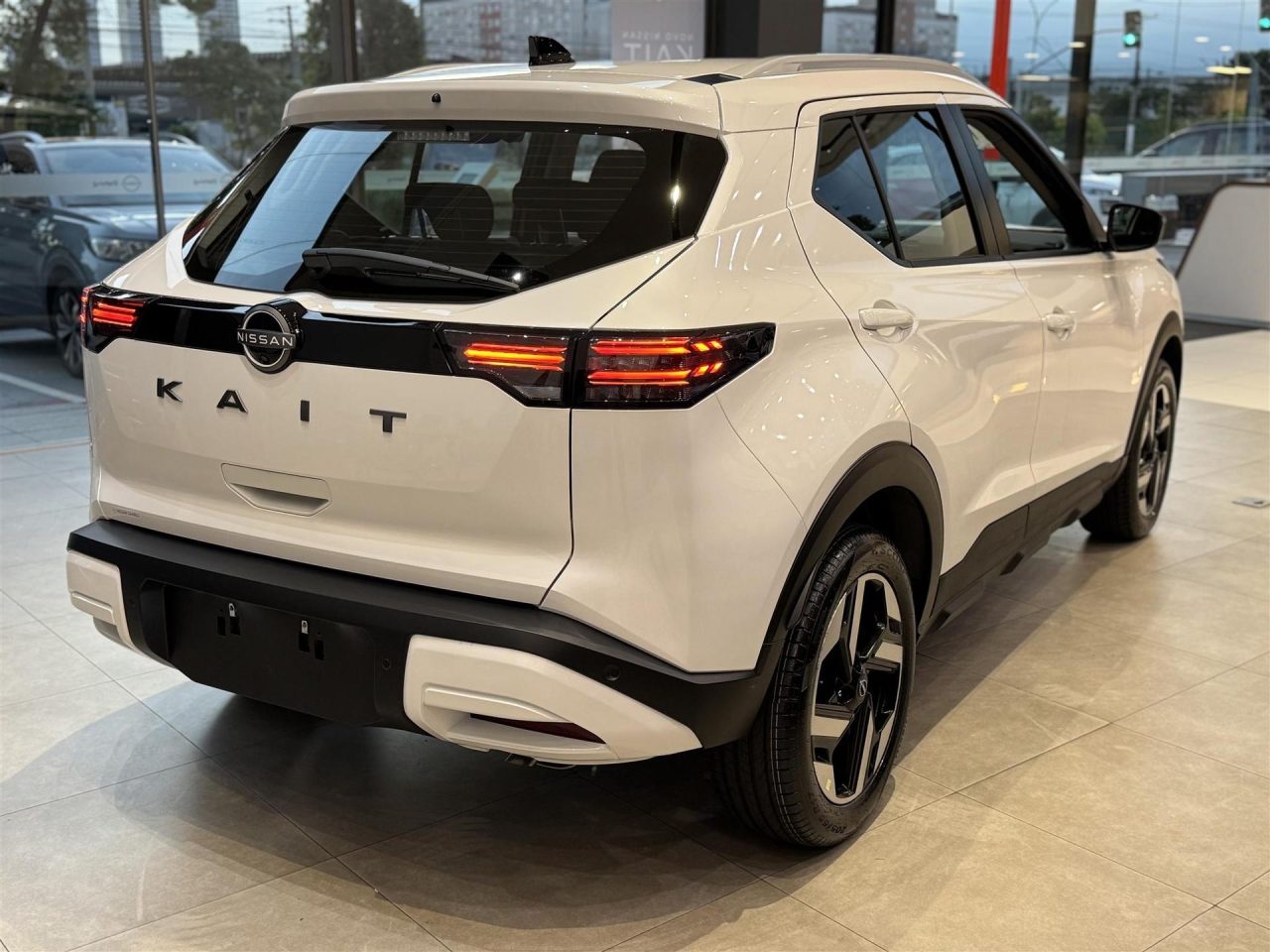 Nissan Kait Sense 2026 fica R$ 29.600 mais barato para PcD neste mês
