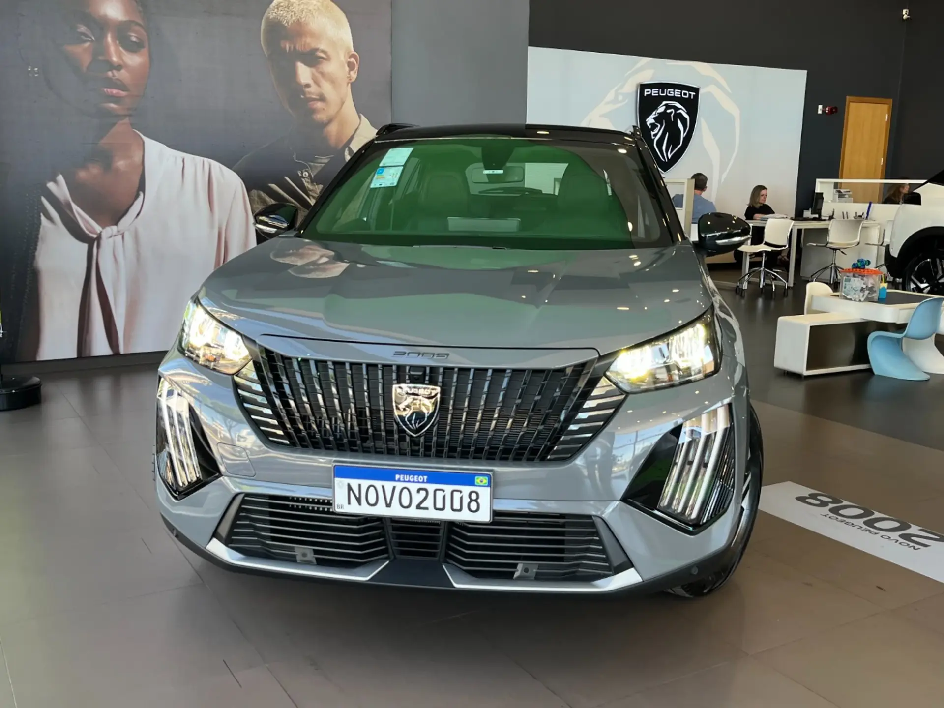Peugeot libera 2008 Allure 2026 com desconto de R$ 34.023,22 para PcD em fevereiro