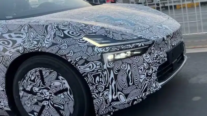 Polestar aposta na renovação da linha para cortar custos e crescer na Europa