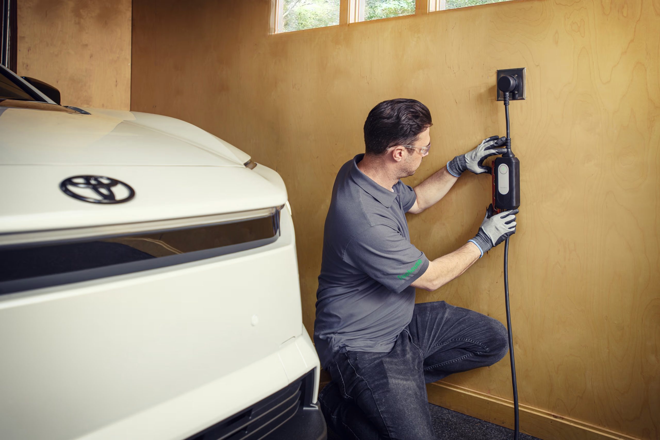 Quanto custa ter um carregador para carro elétrico? Veja os valores