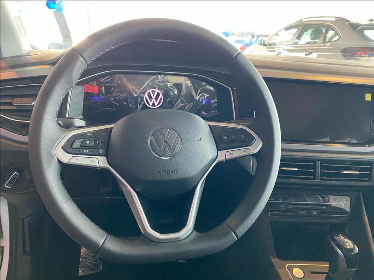 Volkswagen aplica desconto de R$ 26.433,04 no Nivus Comfortline 2026 para PcD