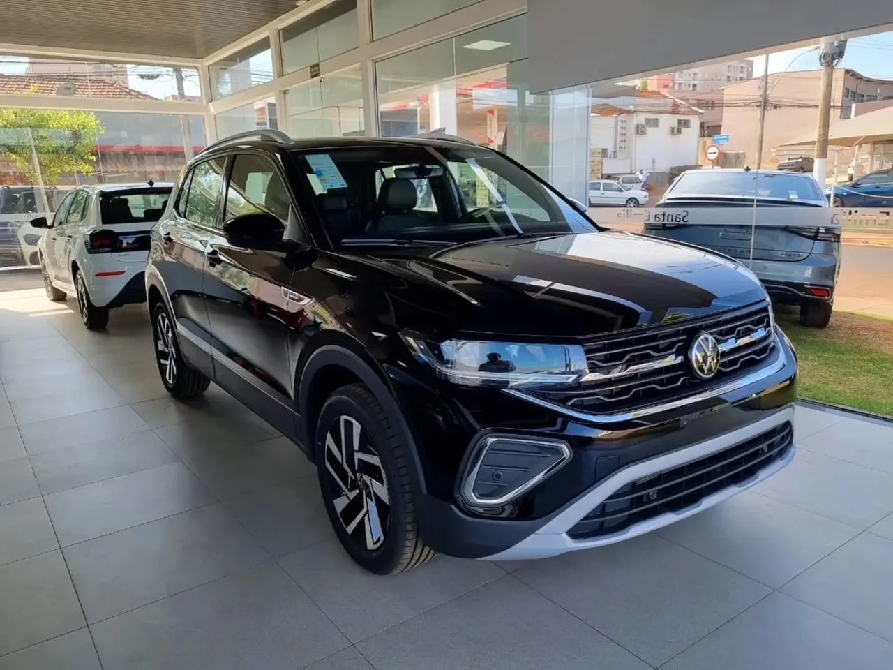 Volkswagen corta R$ 39.837,37 do T-Cross Highline 2026 em oferta para PcD